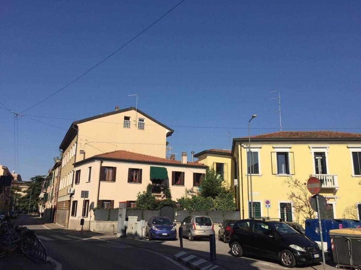 Scroce Apt Close To Prato Della Valle Padua Exteriör bild